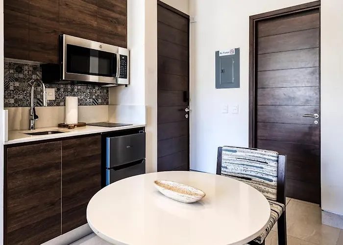 Сasa de vacaciones Exquisite With Balcony, Tv, Wifi, Heated Pool & Gym/fitness Cabo San Lucas