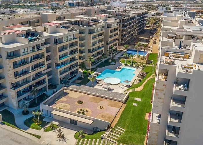 Exquisite With Balcony, Tv, Wifi, Heated Pool & Gym/fitness Сasa de vacaciones Cabo San Lucas